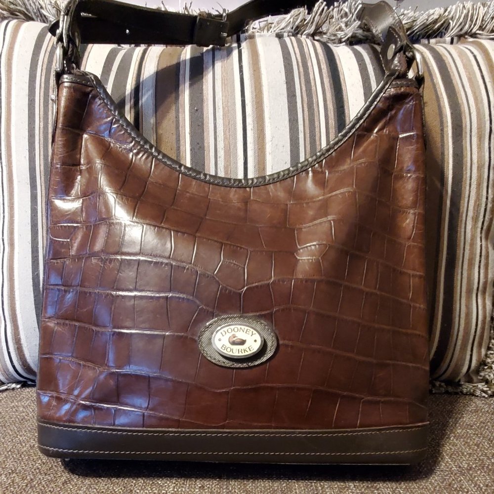 EUC Dooney&Bourke Croc Embossed Hobo